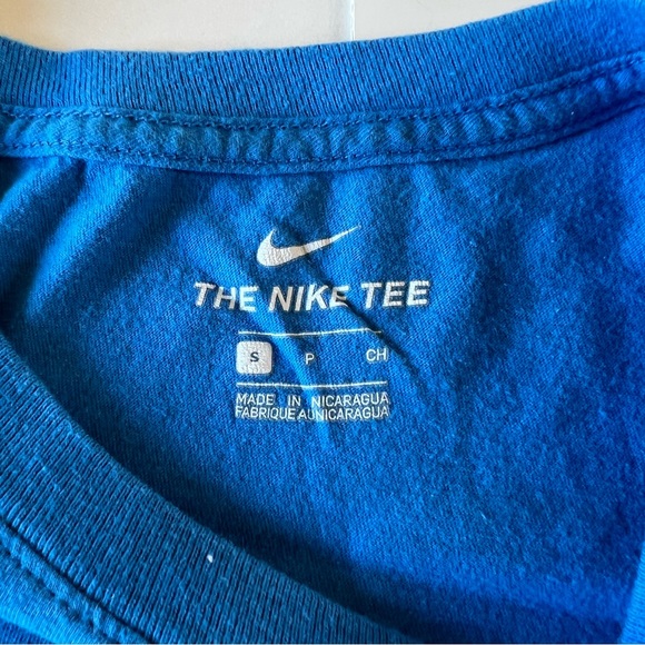 Nike Just Do It Men's Small Blue White Shirt Top Tee - Picture 3 of 3
